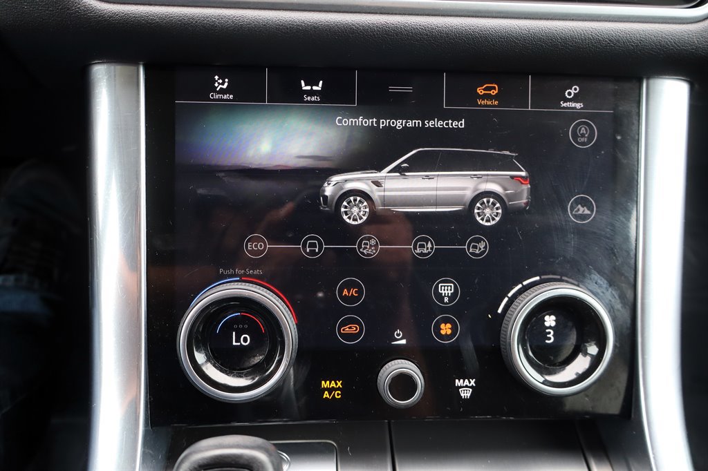 Used 2018 Land Rover Range Rover Sport SE AWD/4WD image 39