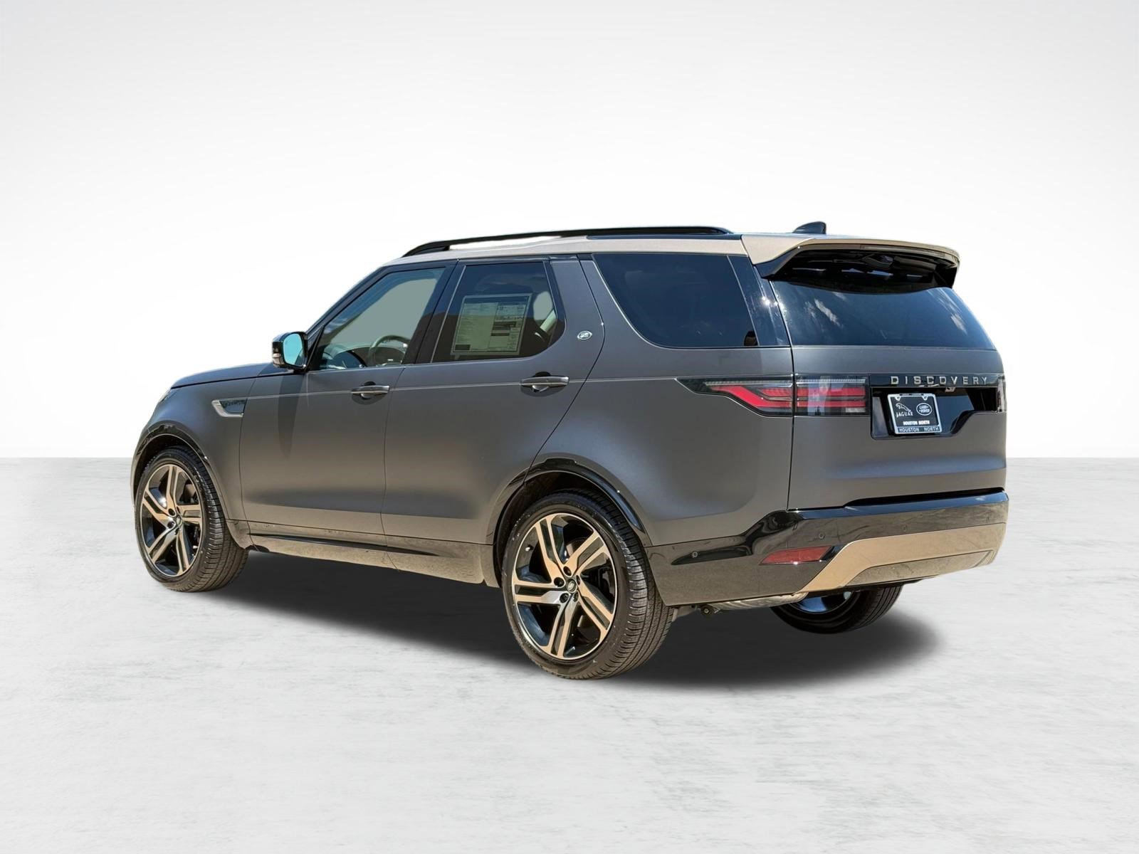 New 2026 Land Rover Discovery Limited Edition AWD/4WD image 3