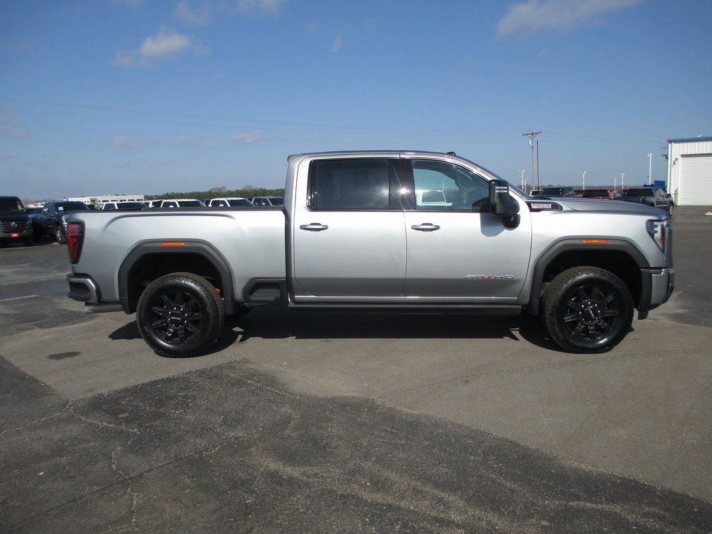 Used 2026 GMC Sierra 2500 AT4 w/ AT4 Premium Plus Package image 4