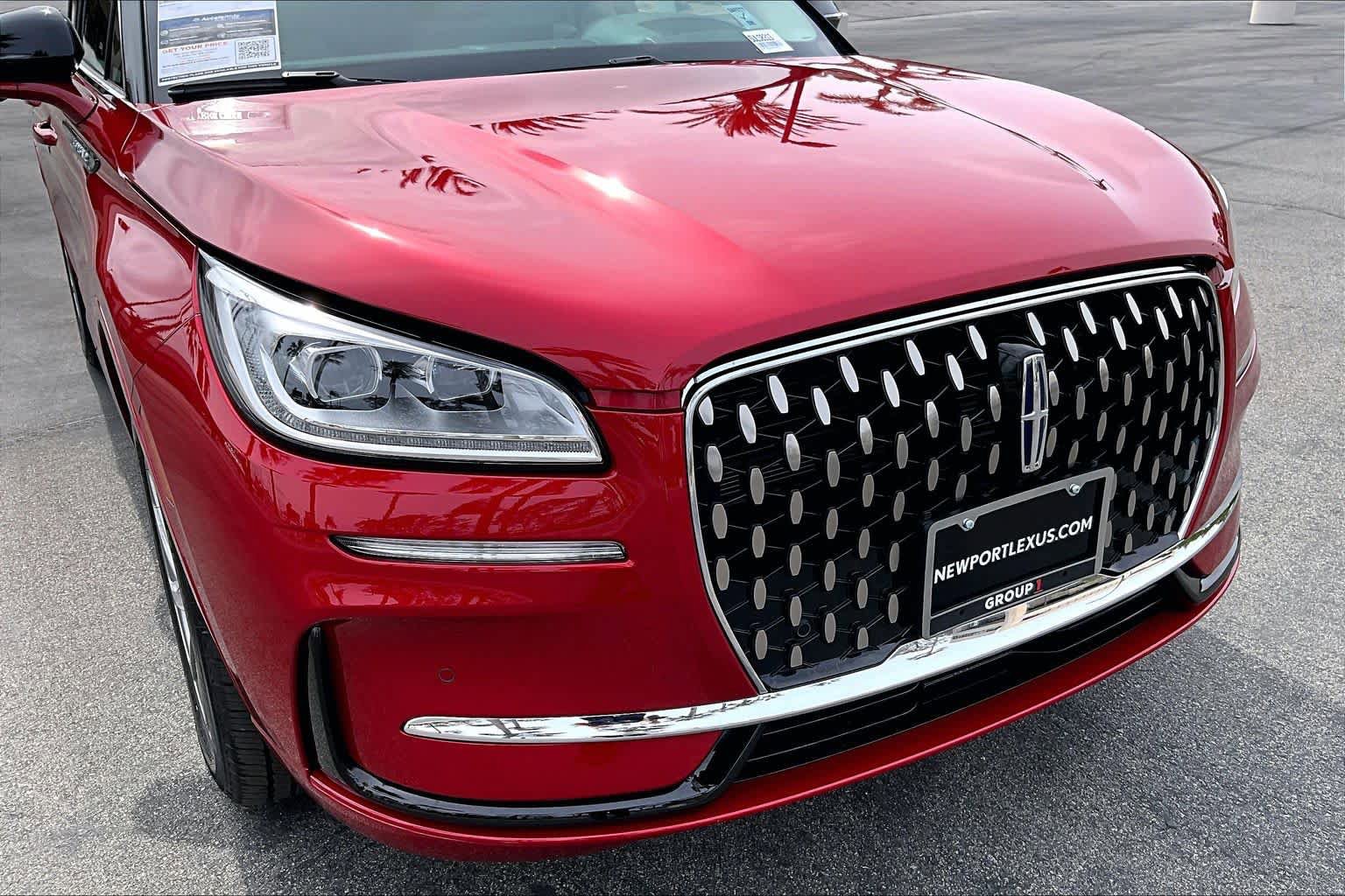 Used 2025 Lincoln Corsair Grand Touring w/ Equipment Group 302A image 28