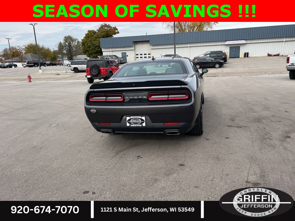 Used 2018 Dodge Challenger SXT Plus image 12