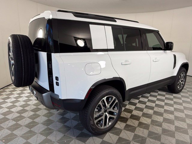 New 2026 Land Rover Defender 110 S AWD/4WD image 7