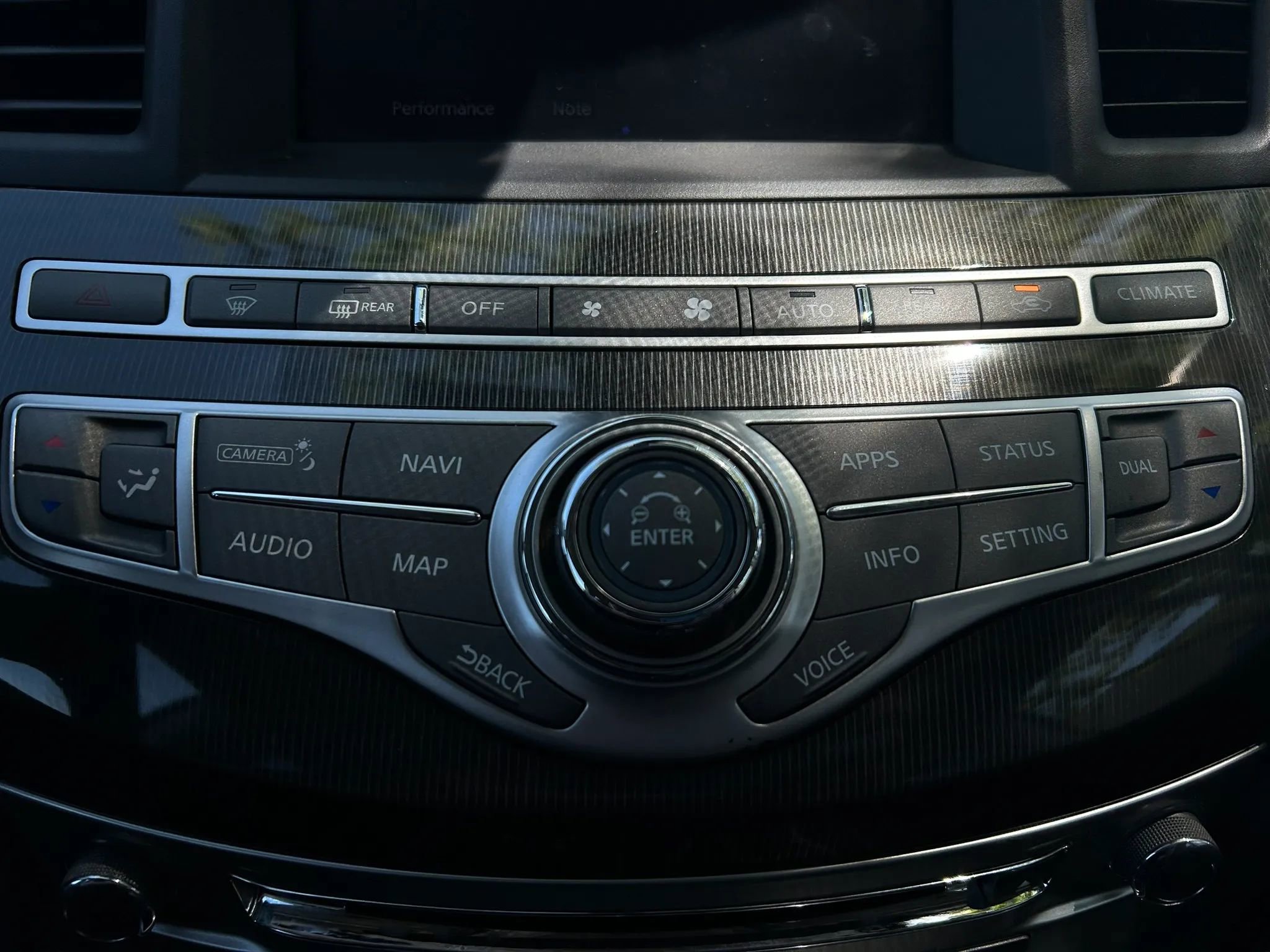 Used 2019 INFINITI QX60 Luxe w/ Essential Package AWD/4WD image 17