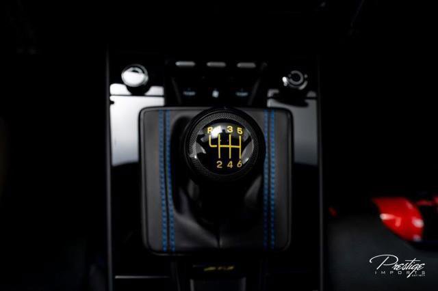 Used 2025 Porsche 911 GT3 RWD image 41