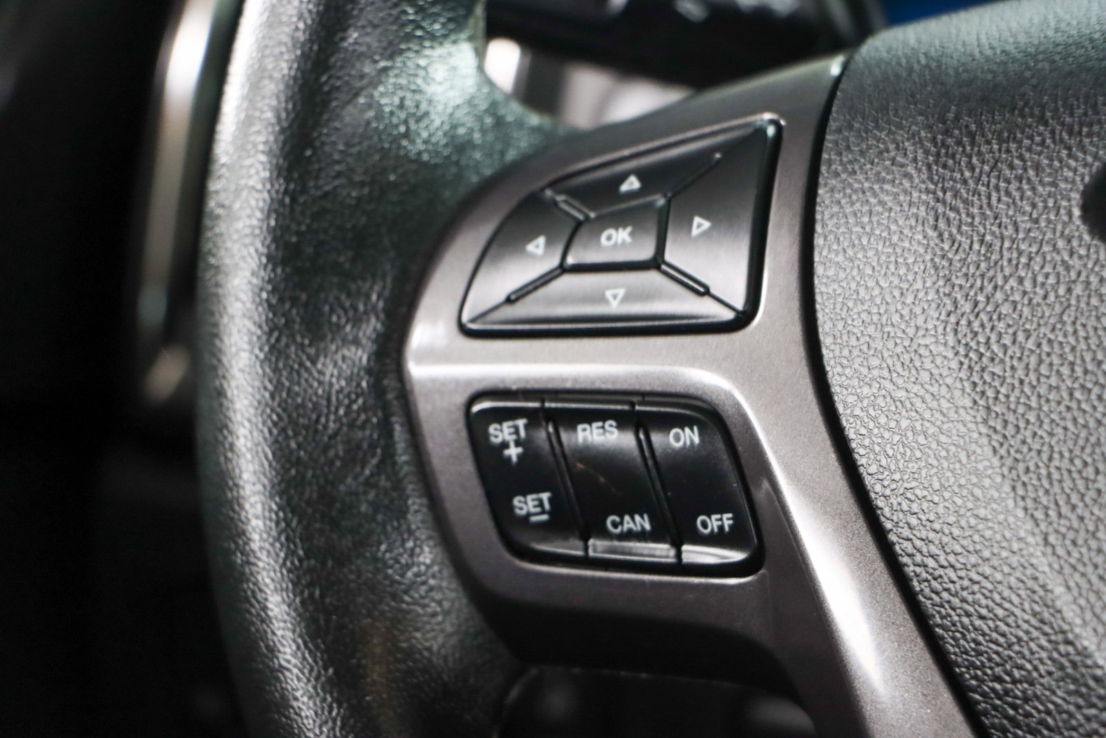 Used 2022 Ford Ranger Lariat w/ Trailer Tow Package image 14