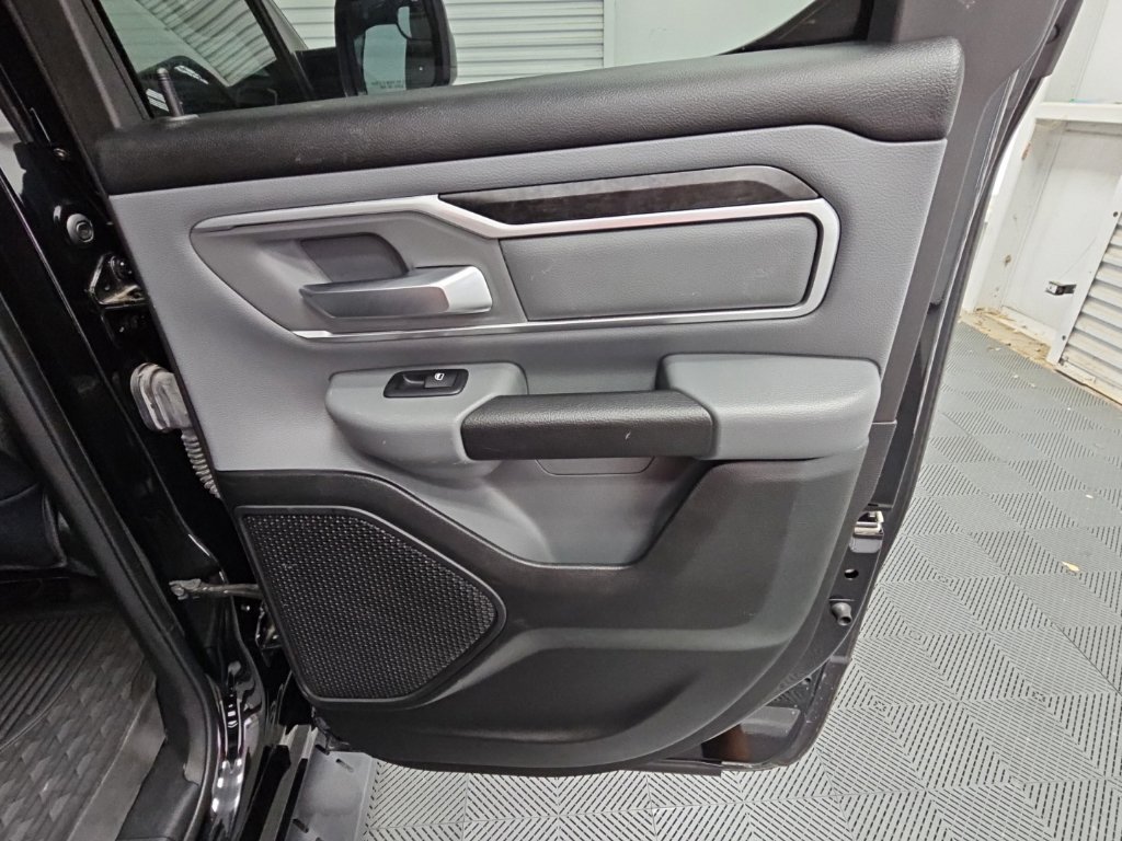 Used 2021 RAM 1500 Big Horn RWD image 35