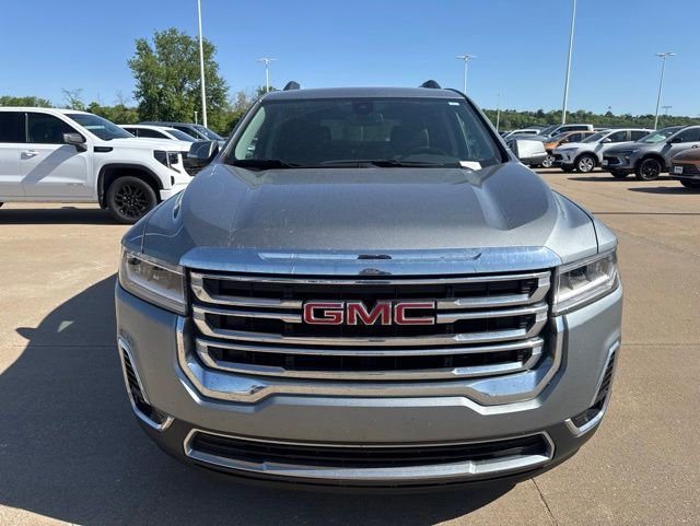 Used 2023 GMC Acadia SLT w/ Preferred Package AWD/4WD image 8