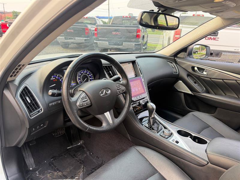Used 2017 INFINITI Q50 Premium w/ 2.0T Premium Plus Package AWD/4WD image 15