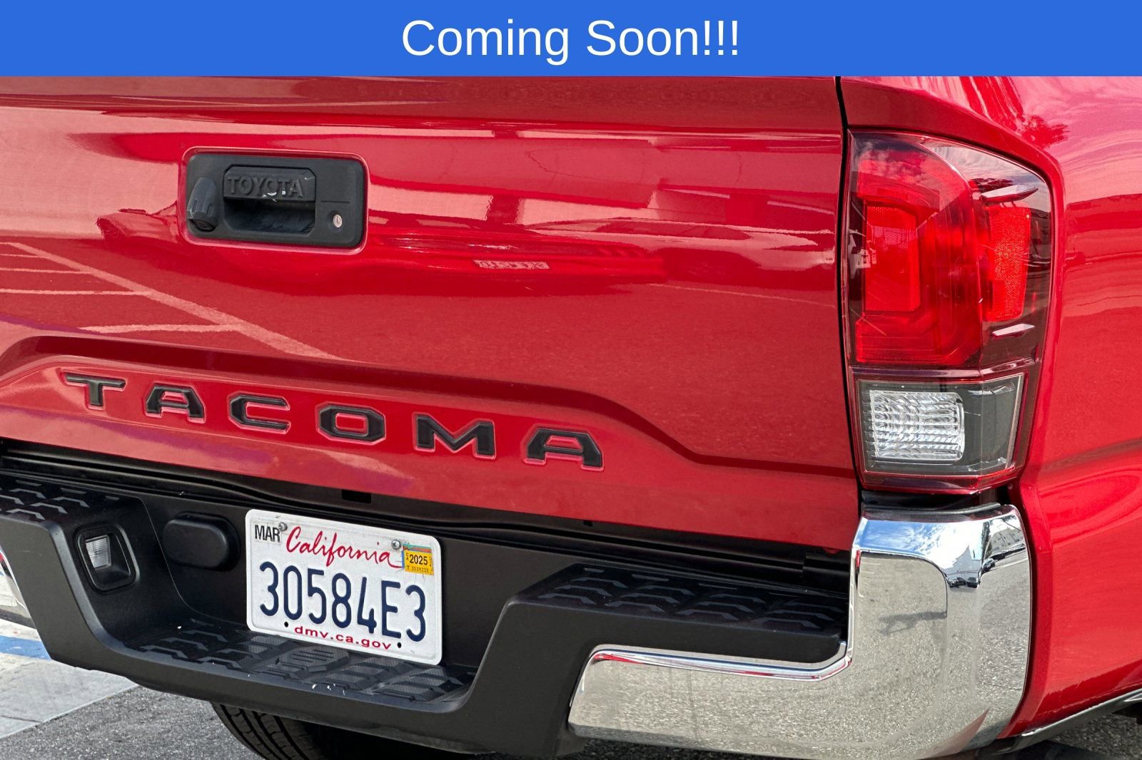 Used 2021 Toyota Tacoma SR5 w/ Blackout Package (TMS) image 25