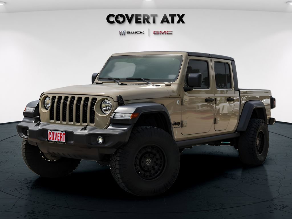 Used 2020 Jeep Gladiator Sport AWD/4WD image 2