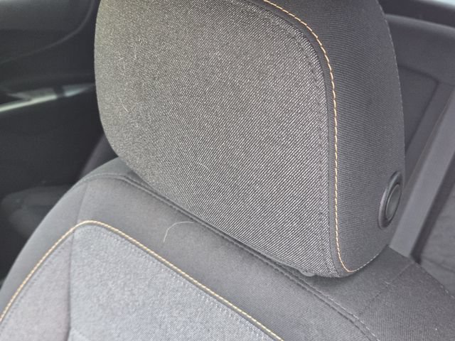 Used 2020 Chevrolet Equinox LT FWD image 15