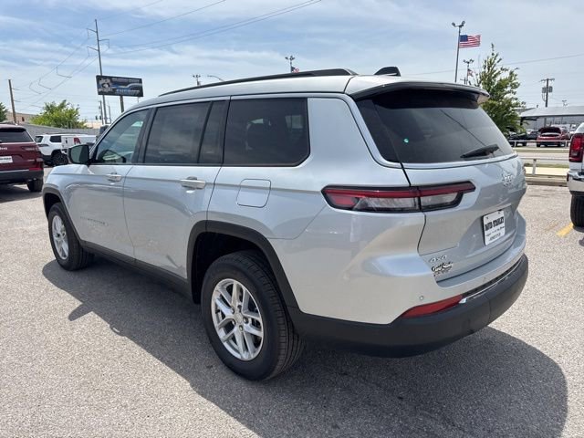 New 2025 Jeep Grand Cherokee L Laredo AWD/4WD image 4