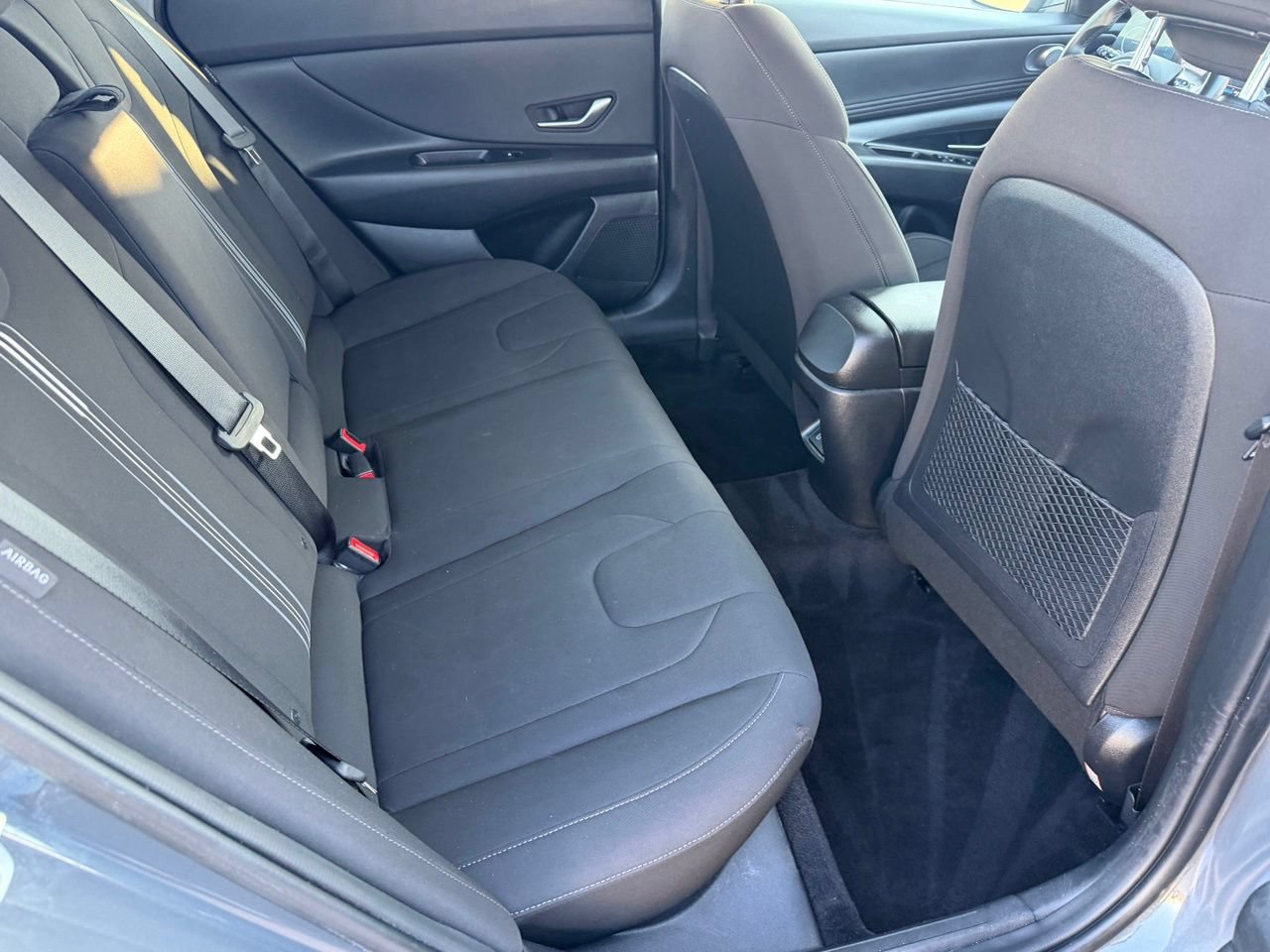 Used 2025 Hyundai Elantra SEL FWD image 33