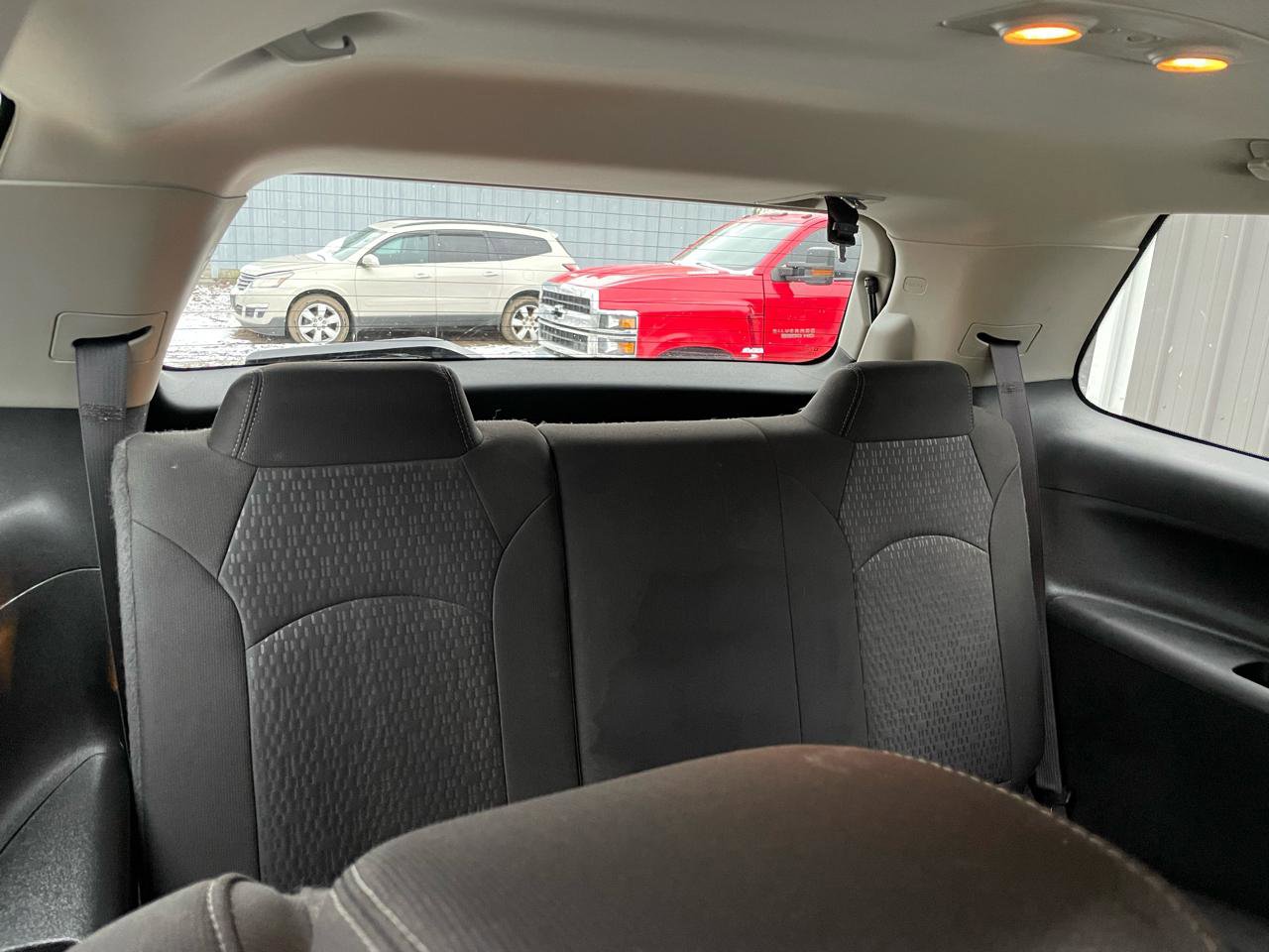 Used 2016 GMC Acadia SLE image 12