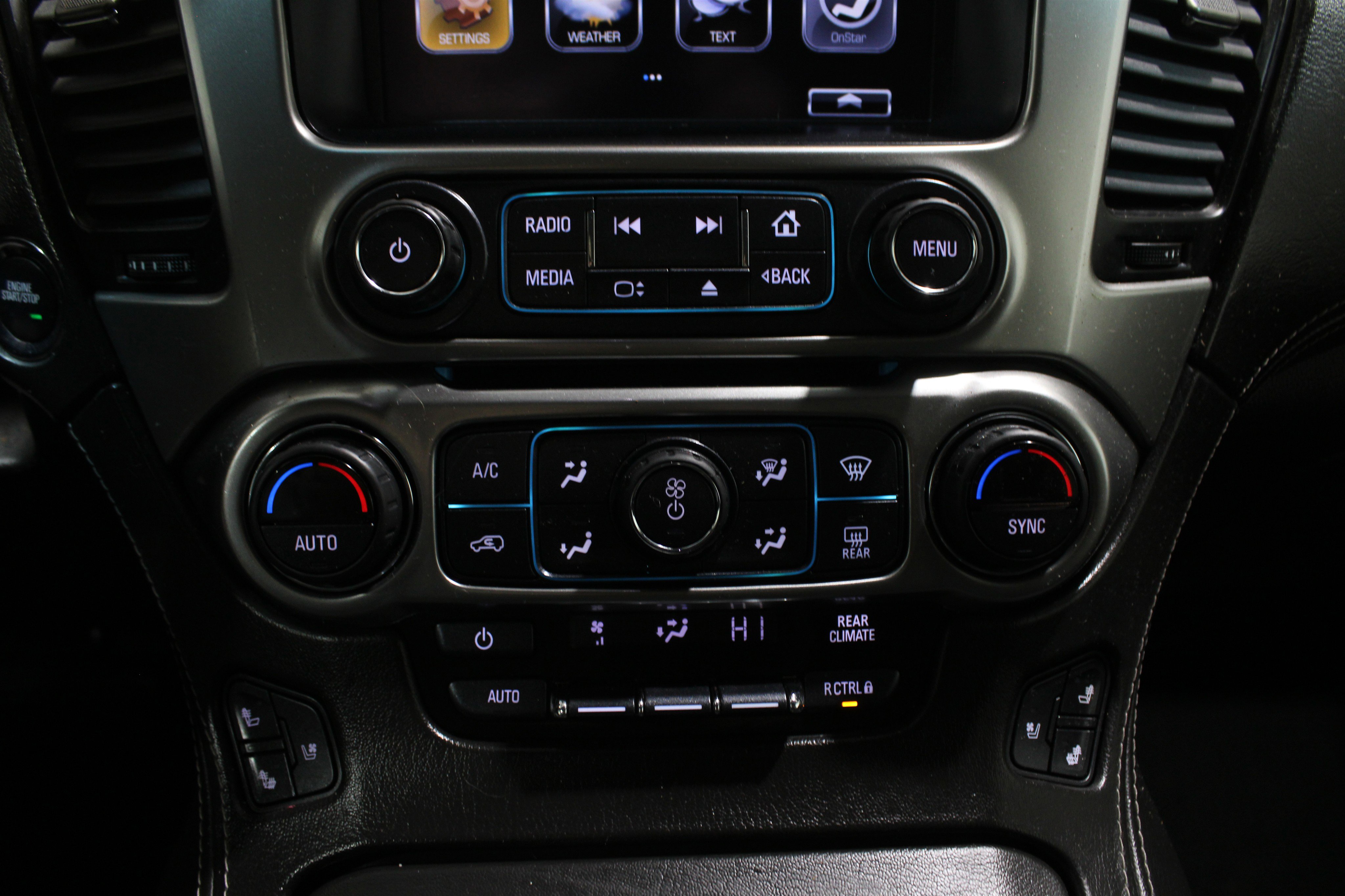 Used 2018 Chevrolet Suburban Premier image 21