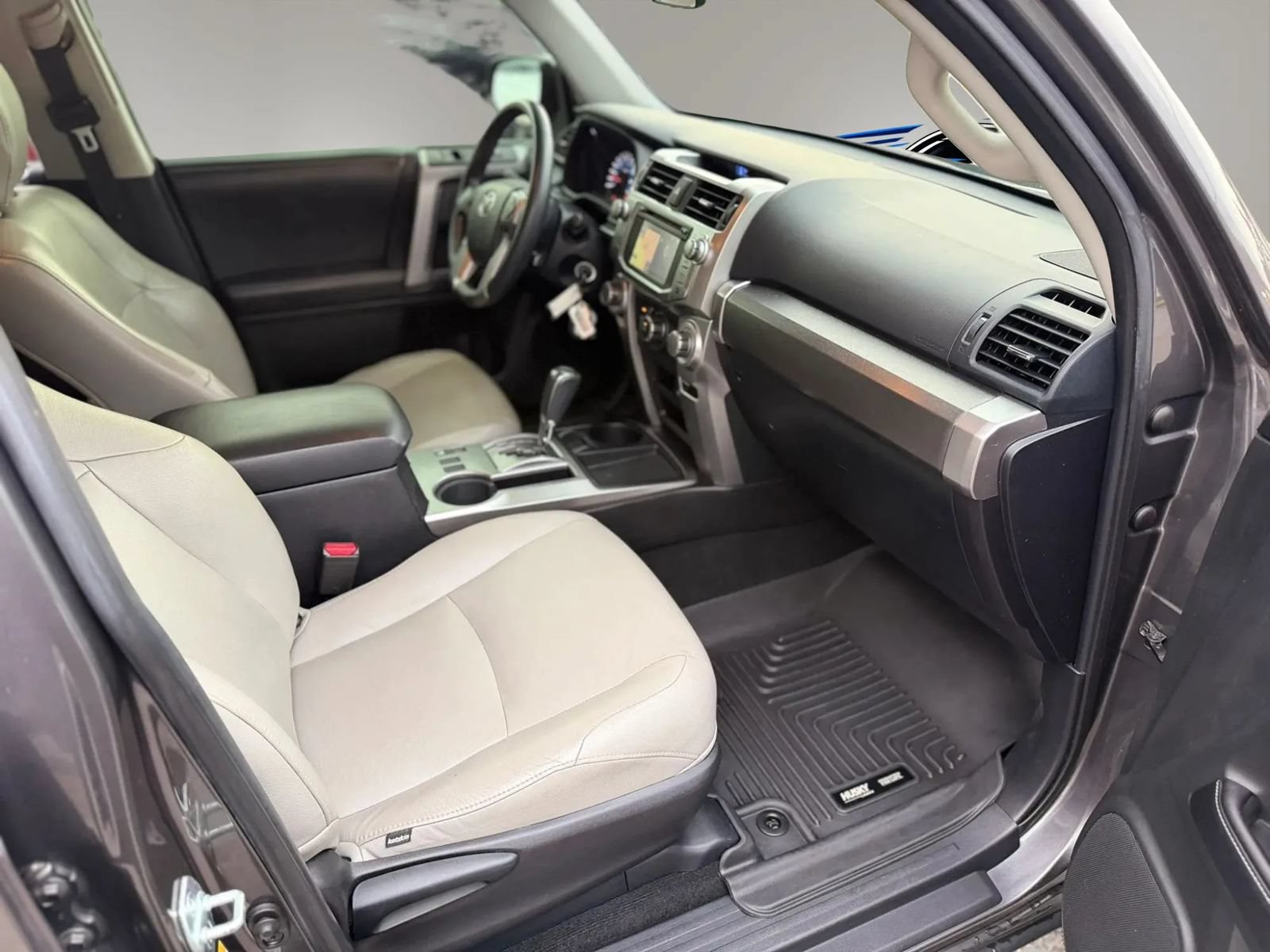 Used 2016 Toyota 4Runner SR5 RWD image 19