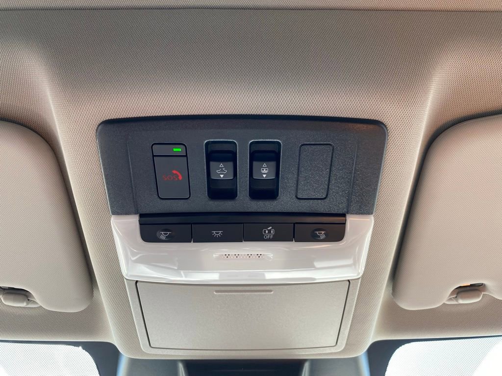 New 2025 Nissan Rogue Platinum w/ Tech Package image 33