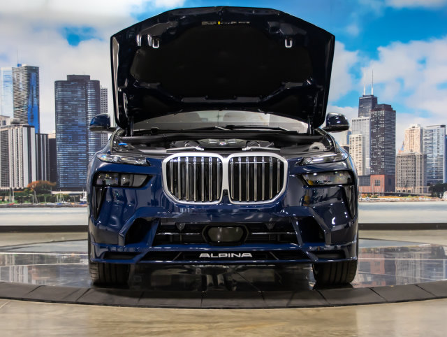 New 2026 BMW ALPINA XB7 AWD/4WD image 4