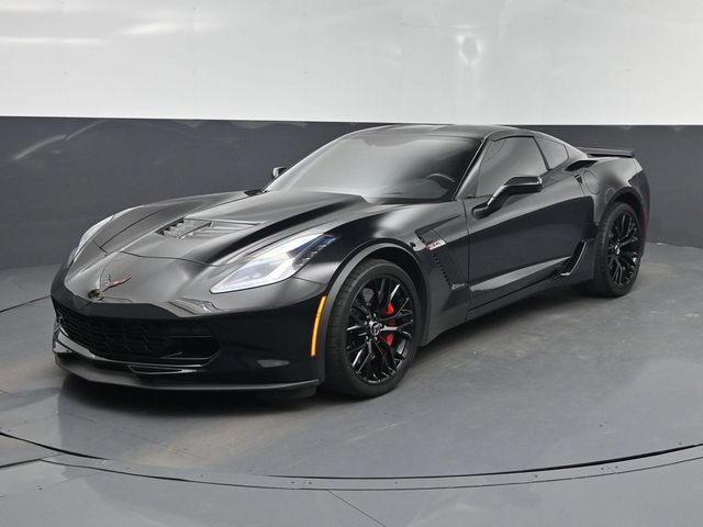 Used 2015 Chevrolet Corvette Z06 w/ 3LZ Preferred Equipment Group RWD image 9