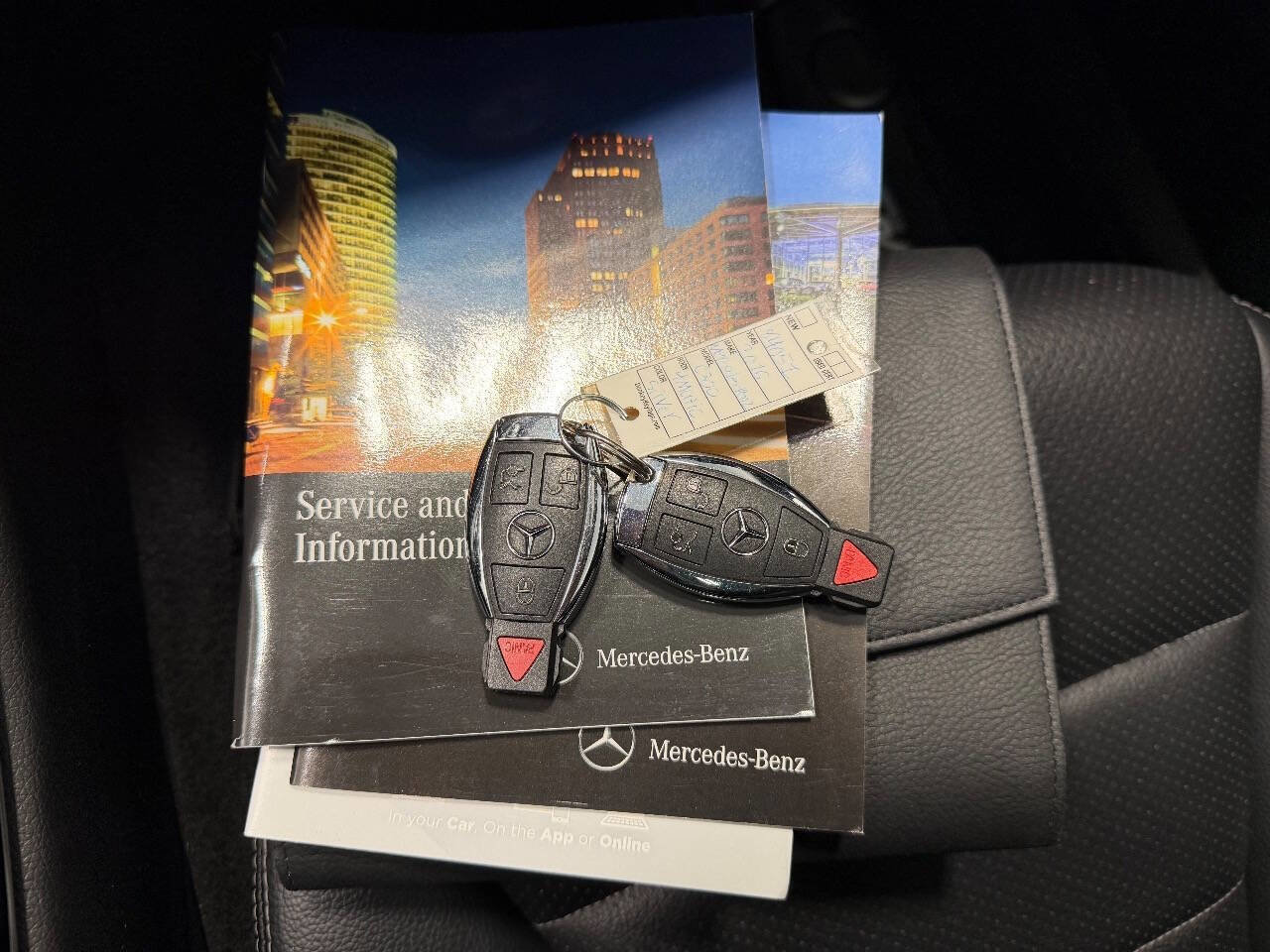 Used 2016 Mercedes-Benz C 300 4MATIC Sedan image 32