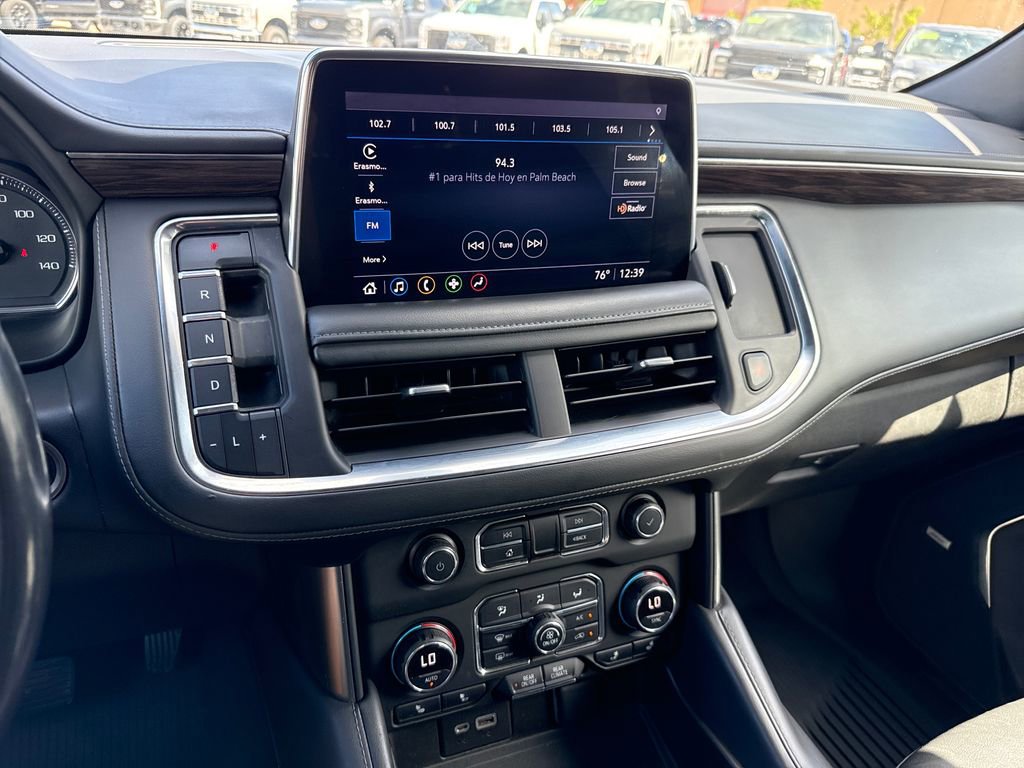 Used 2021 Chevrolet Suburban LT image 20