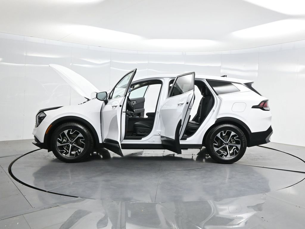 Used 2023 Kia Sportage EX image 41