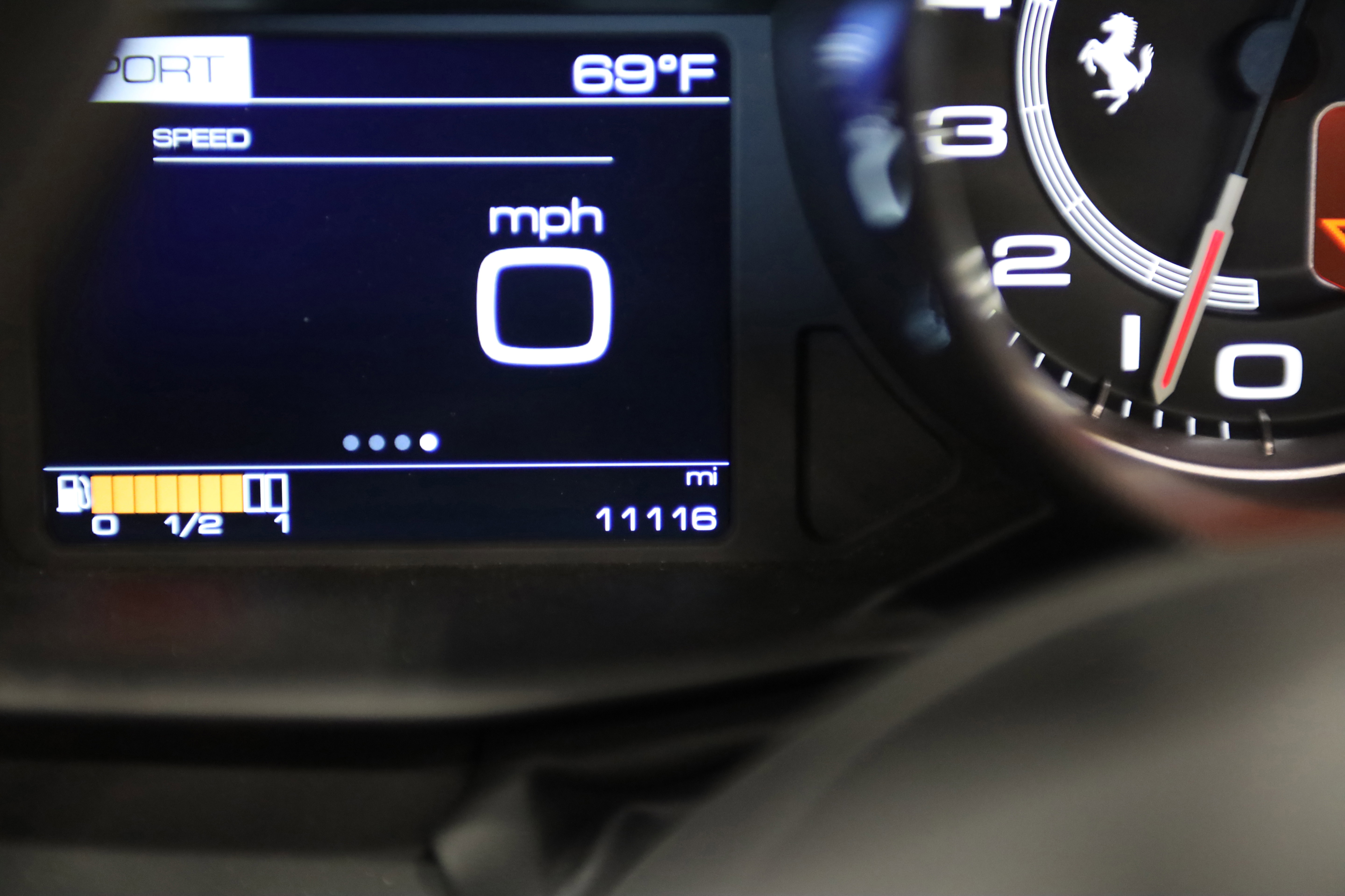 Used 2019 Ferrari 488 Spider image 15