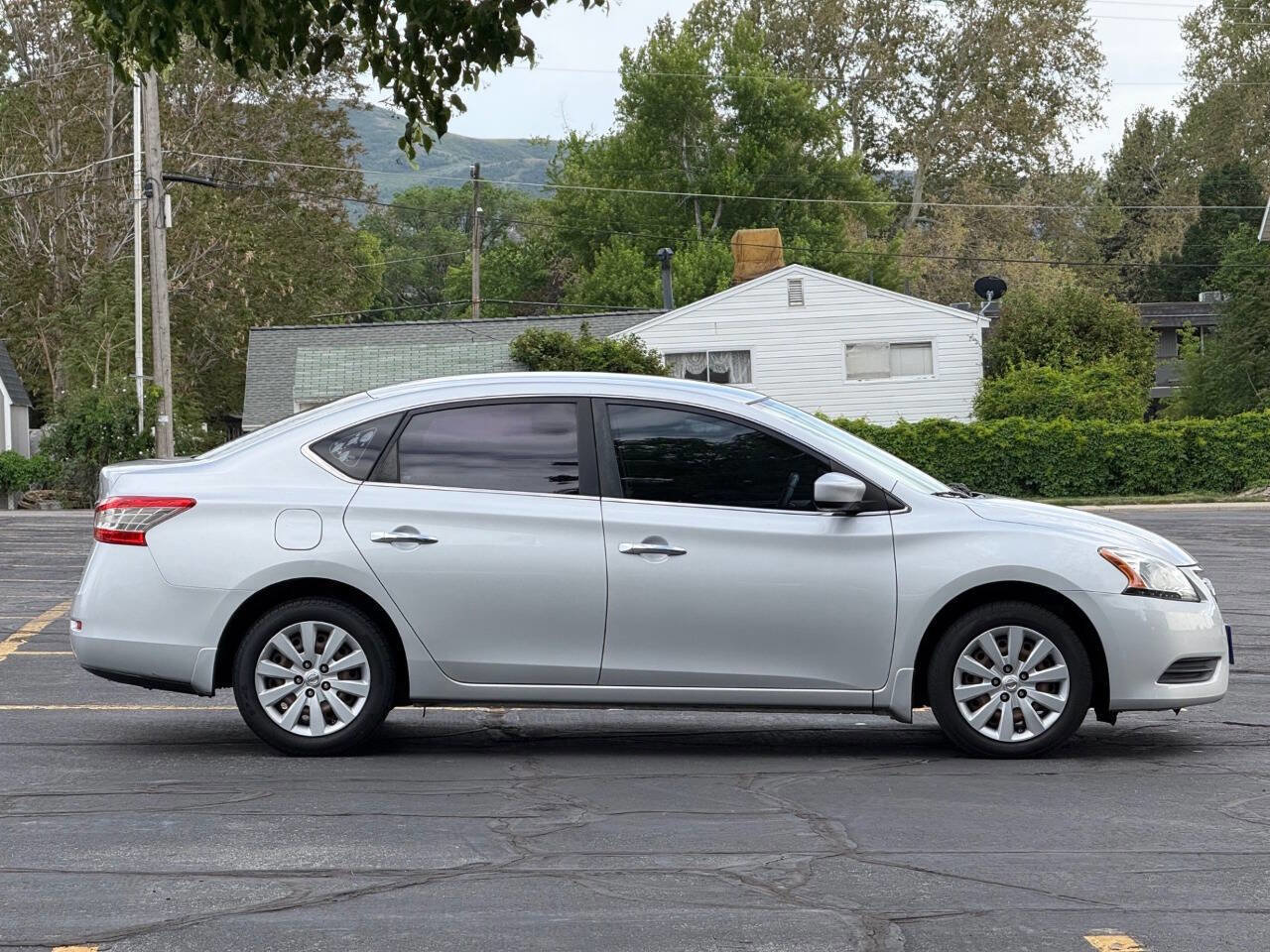 Used 2013 Nissan Sentra S FWD image 4
