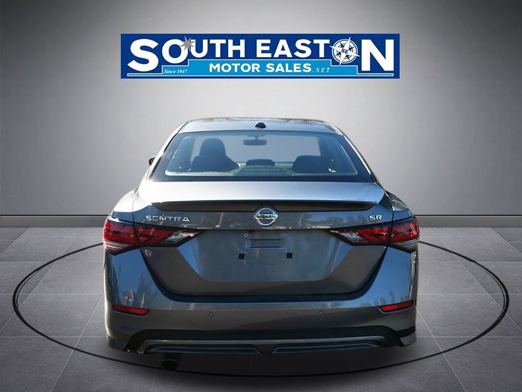 Used 2021 Nissan Sentra SR w/ Electronics Package FWD image 4