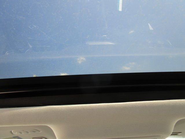 New 2024 Ford Escape SE w/ PHEV Premium Package image 20