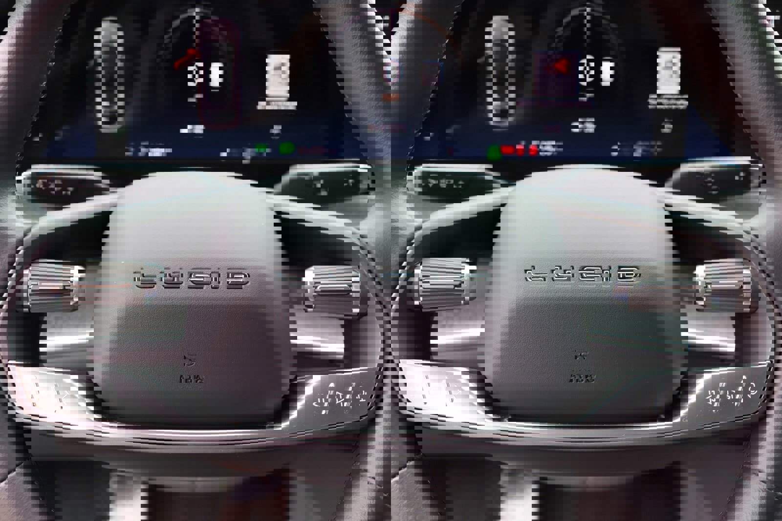 Used 2024 Lucid Air Touring image 27