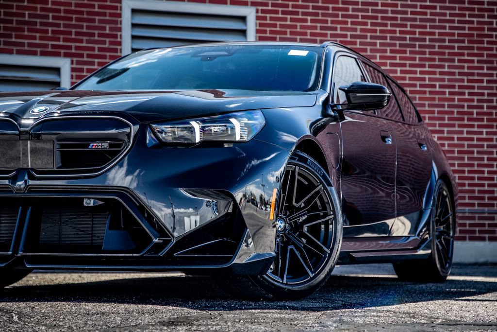 New 2026 BMW M5 Touring AWD/4WD image 12