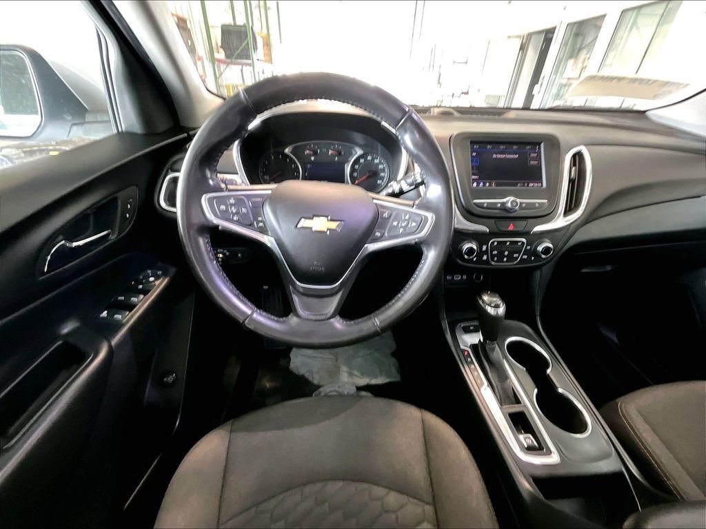 Used 2020 Chevrolet Equinox LT image 17
