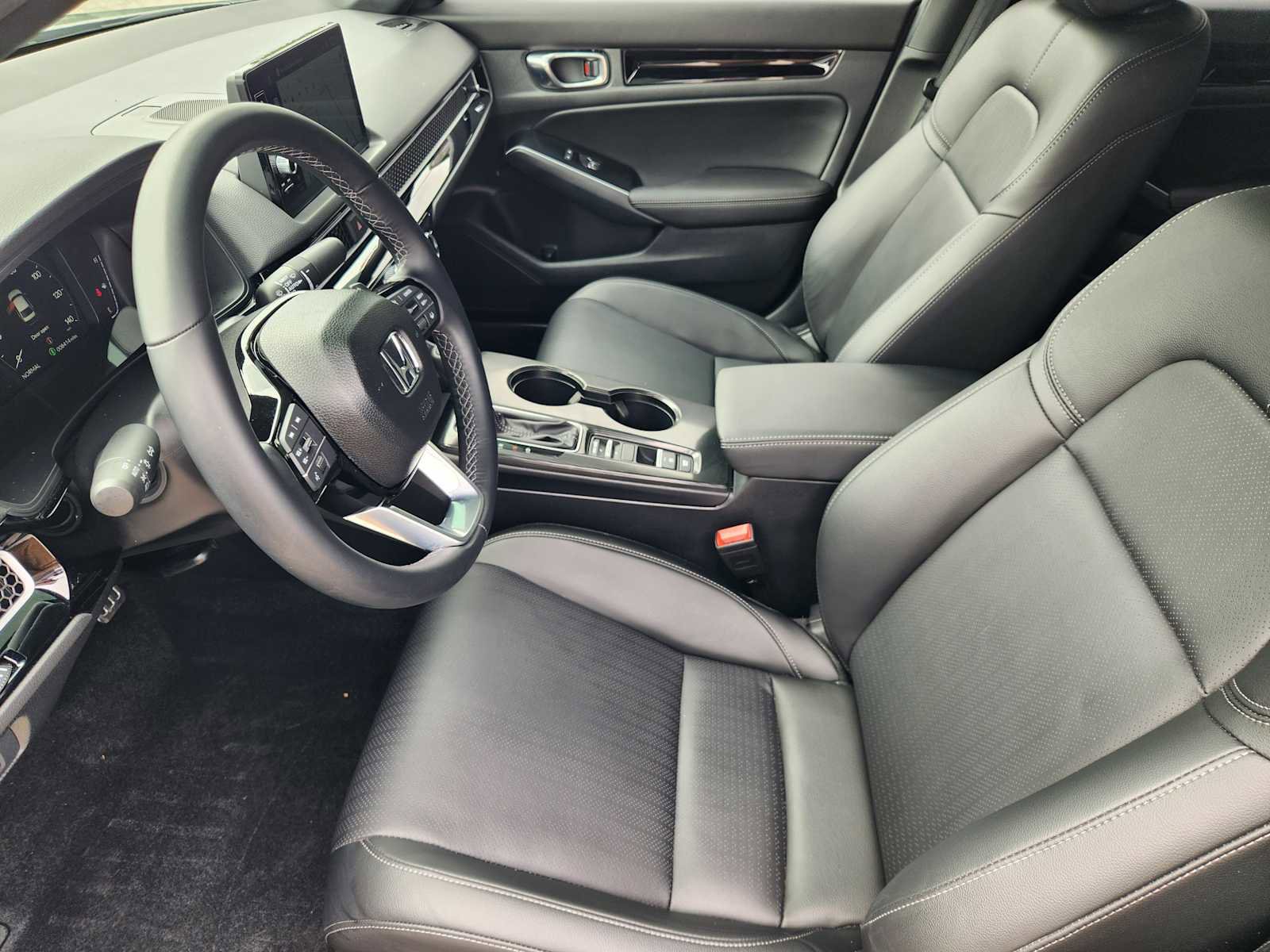Used 2025 Honda Civic Sport Touring image 13