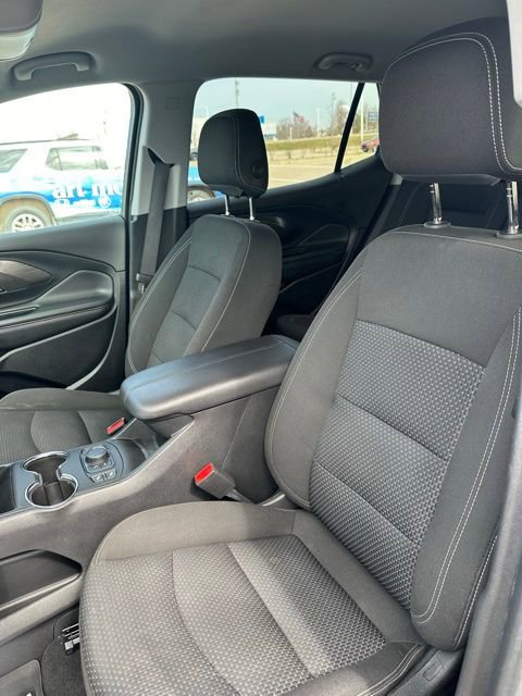 Used 2023 GMC Terrain SLE w/ Driver Convenience Package image 39