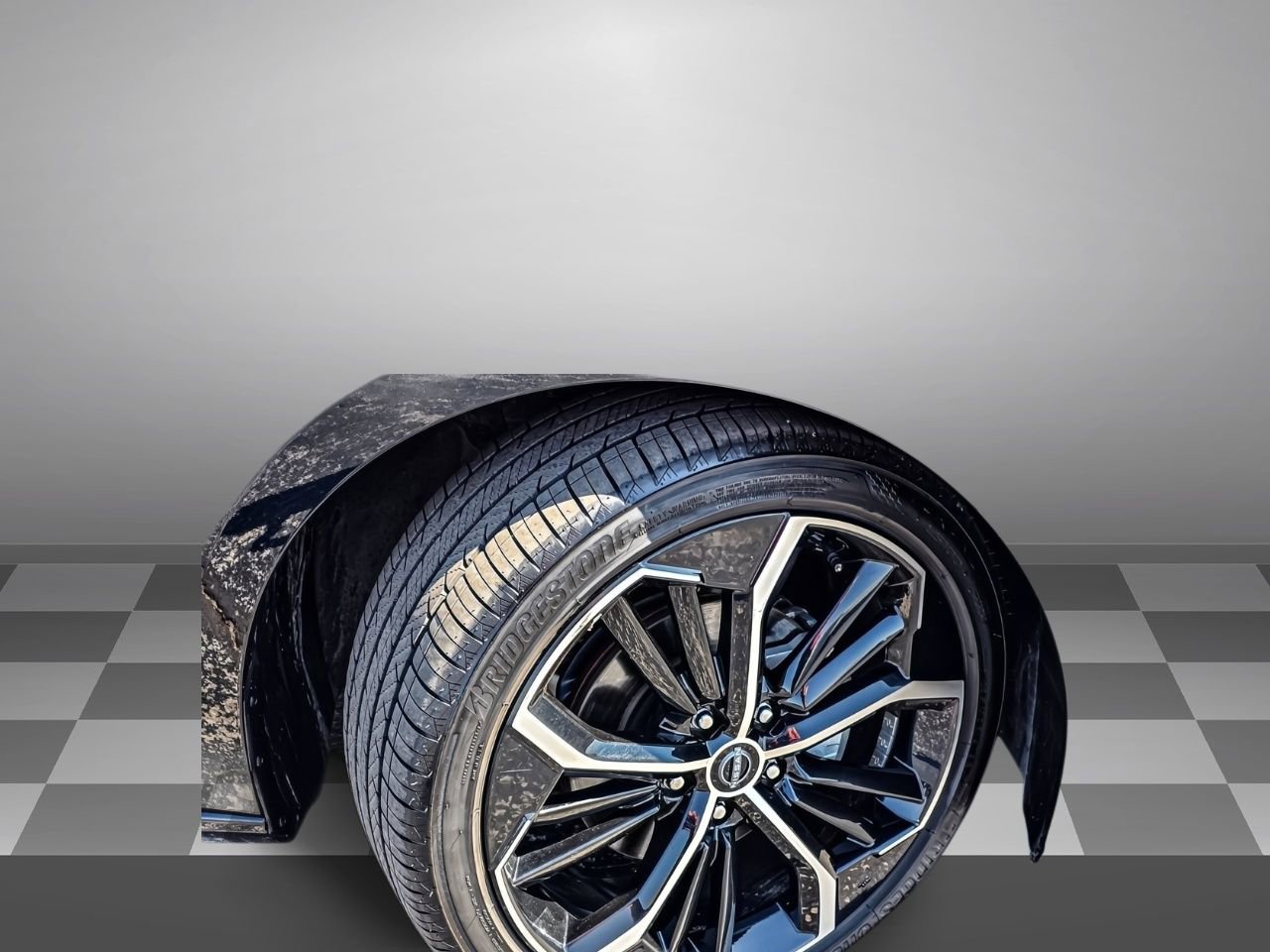 Used 2025 Nissan Altima 2.5 SR image 2