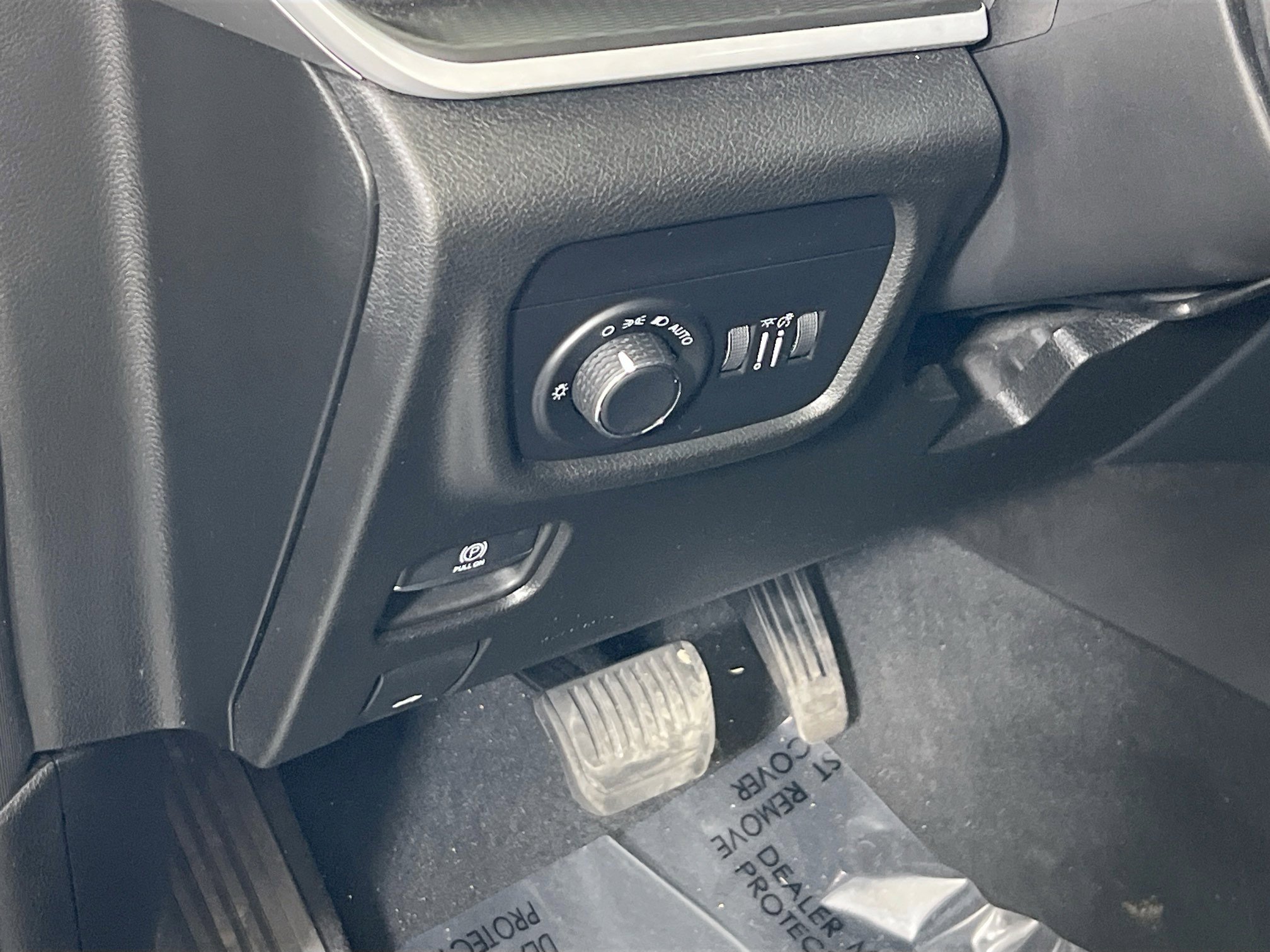 Used 2023 Jeep Grand Cherokee L Laredo AWD/4WD image 10