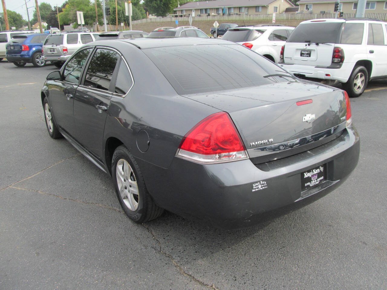 Used 2010 Chevrolet Impala LS FWD image 3