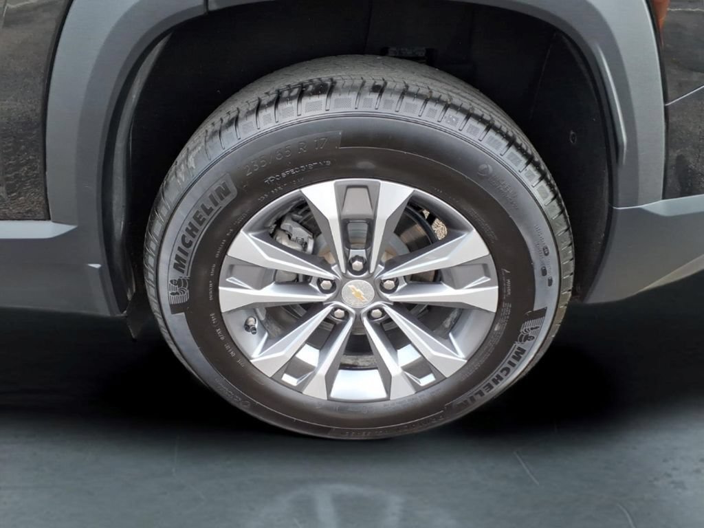 Used 2025 Chevrolet Equinox LT w/ Convenience Package II AWD/4WD image 12