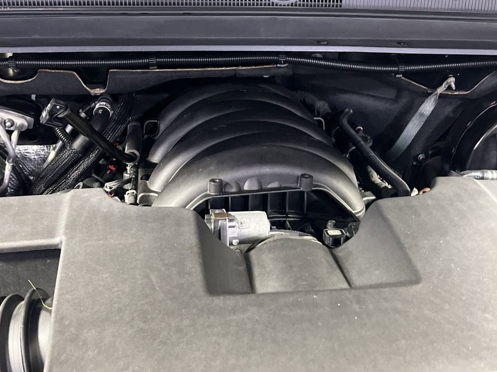 Used 2019 Chevrolet Suburban LT image 30