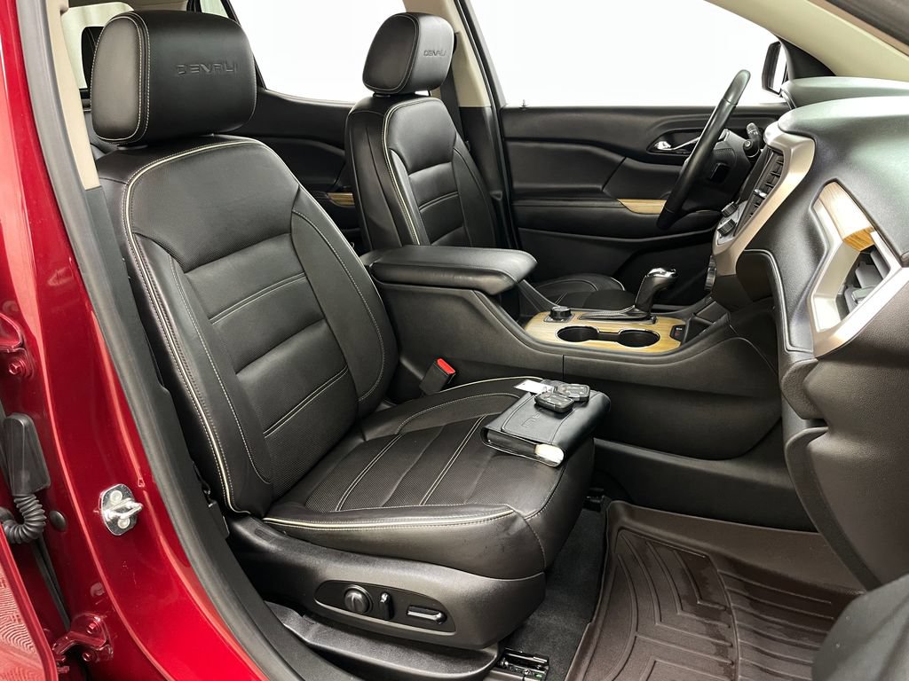 Certified 2018 GMC Acadia Denali w/ Technology Package AWD/4WD image 42