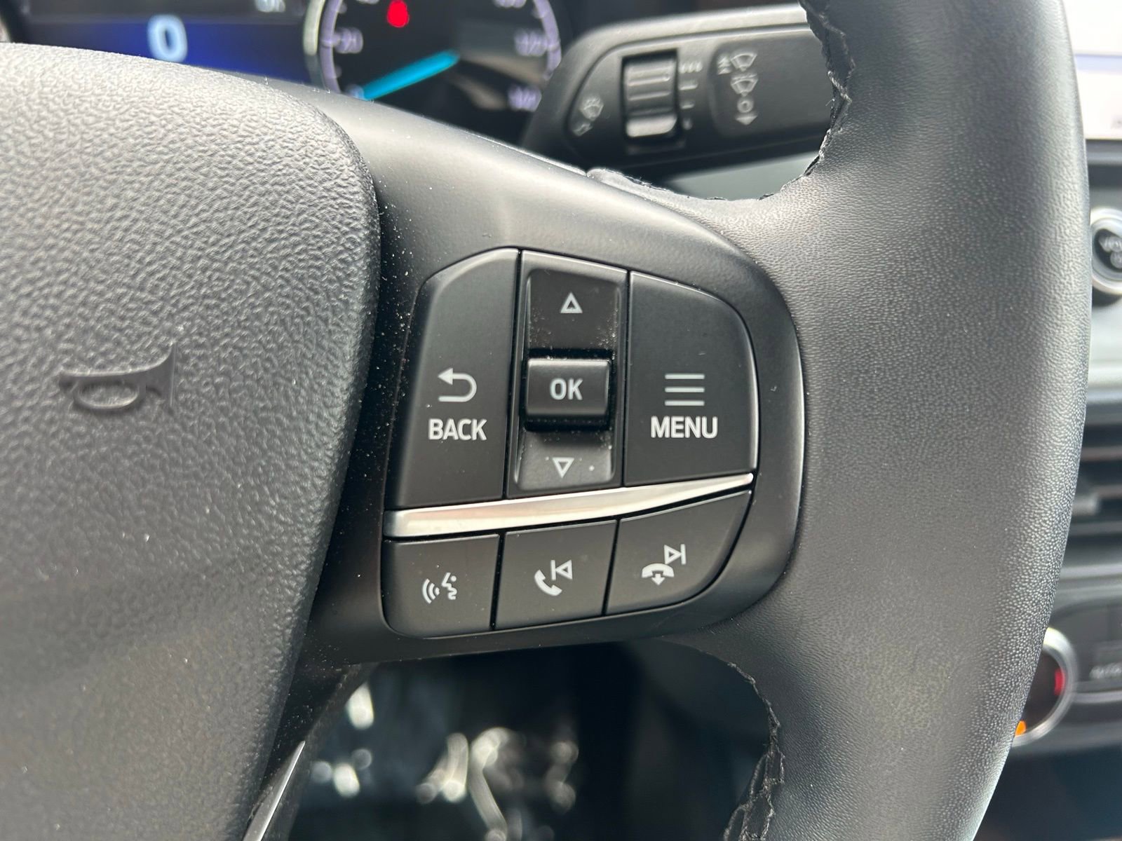 Used 2023 Ford Maverick Lariat image 14