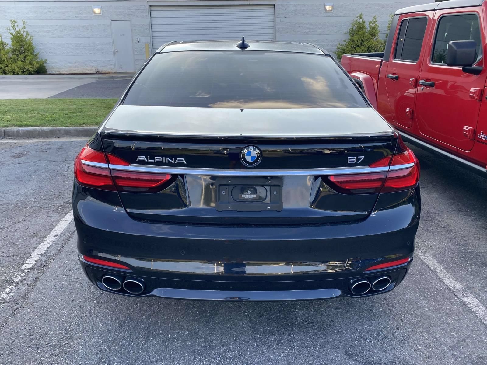 Used 2017 BMW ALPINA B7 xDrive AWD/4WD image 7