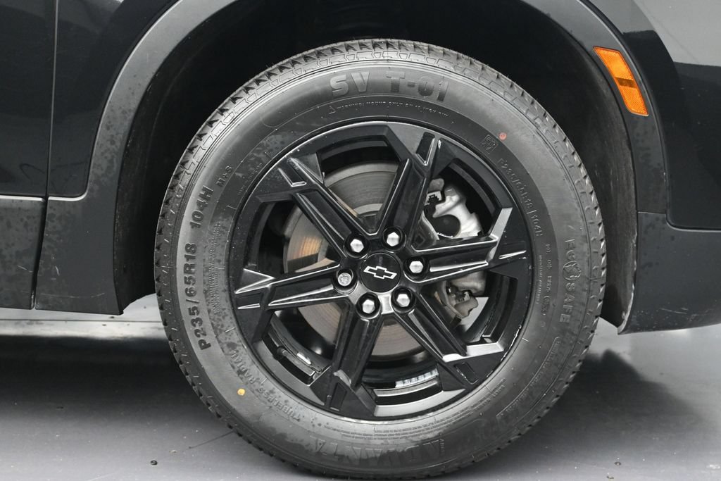 Used 2024 Chevrolet Blazer LT w/ Midnight/Sport Edition FWD image 9