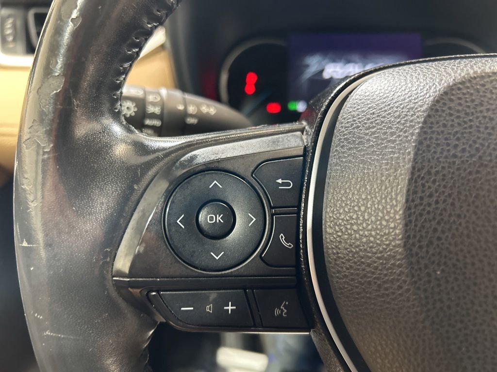 Used 2019 Toyota RAV4 Limited AWD/4WD image 31