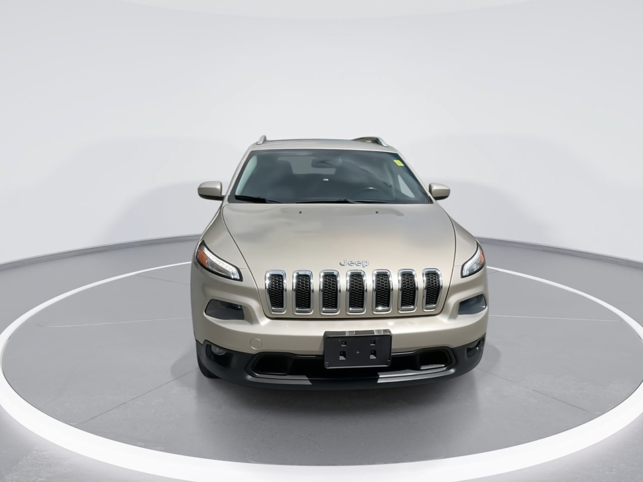 Used 2014 Jeep Cherokee Latitude AWD/4WD image 4