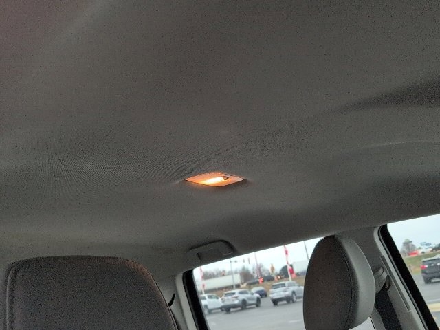 Used 2016 Toyota Tacoma SR image 10