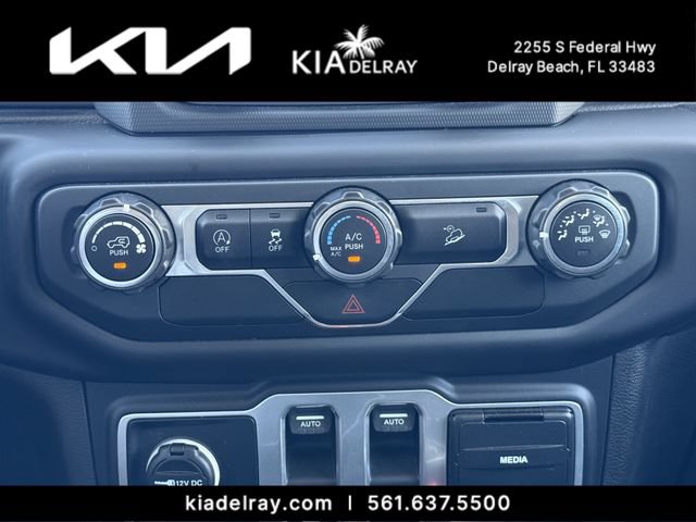 Used 2018 Jeep Wrangler Sport AWD/4WD image 22