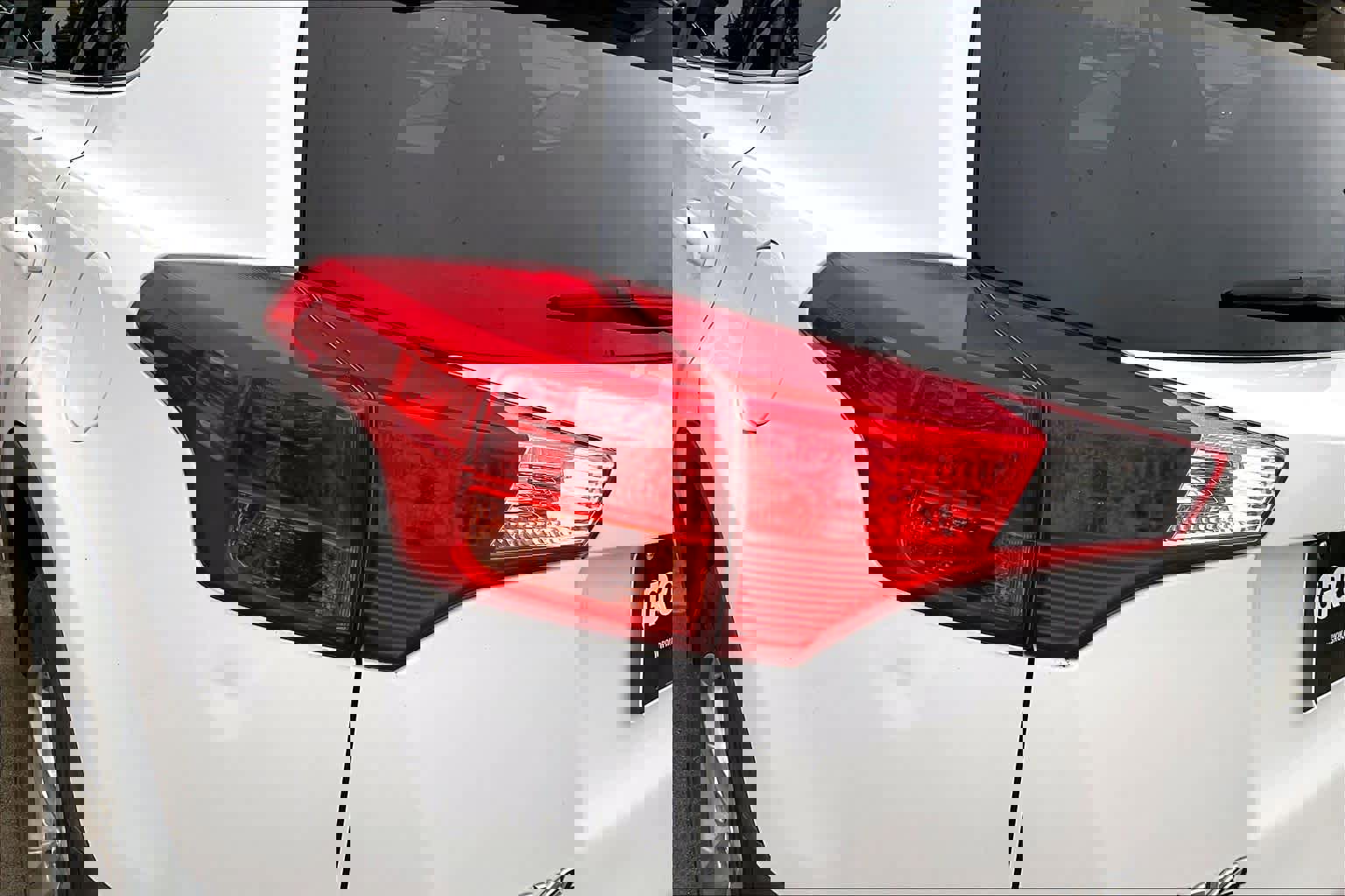 Used 2014 Toyota RAV4 XLE image 26