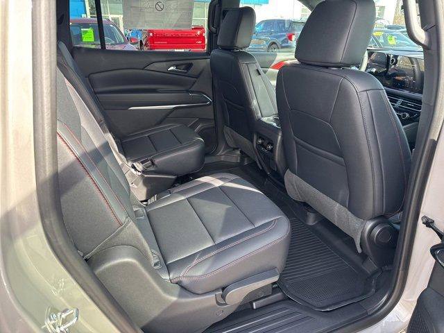 New 2026 Chevrolet Traverse Z71 w/ Driver Confidence Package image 11